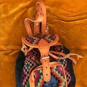 Huipil geometrical leather sm backpack handwoven